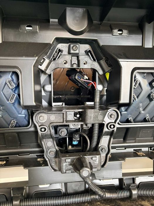 Bara fata completa cu accesorii Renault Rafale noua originala Renault