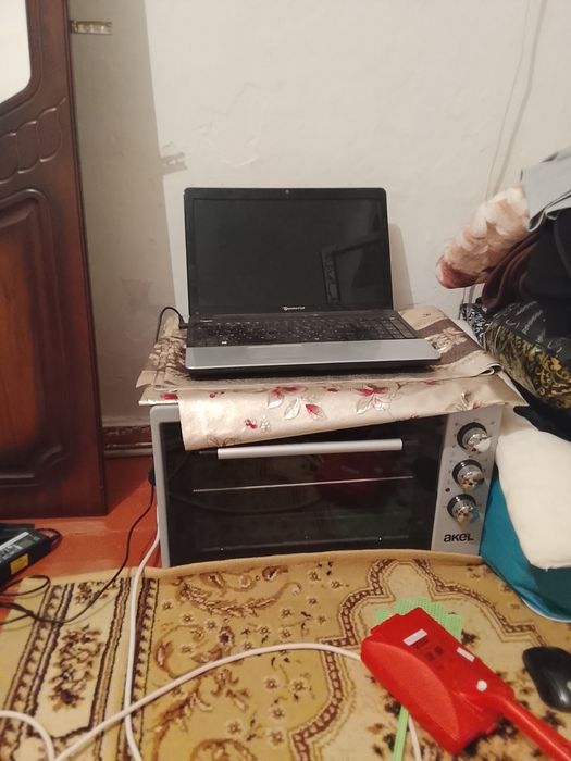 Ноутбук новый ага