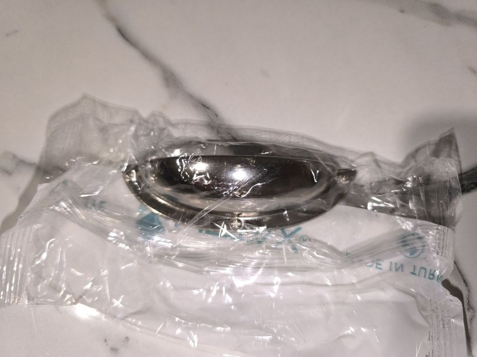 Дръжки за мебели (обков) - Metax