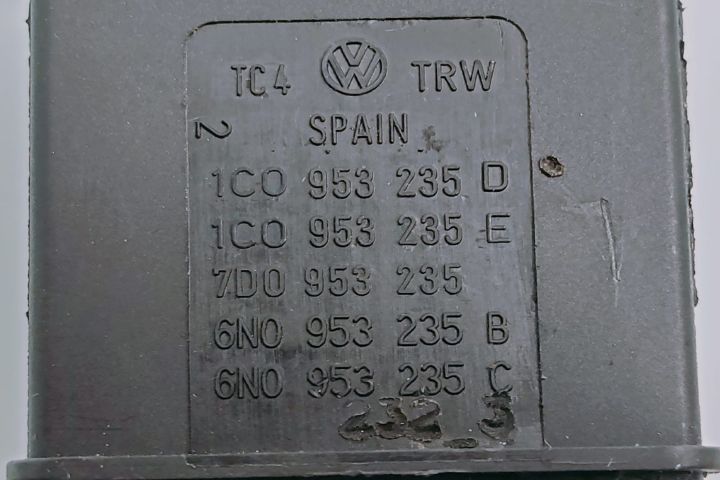 Buton Avarie 1C0953235D Volkswagen VW Transporter T4