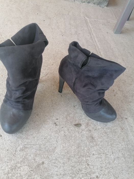 Боти на ток, боти на платформа и сандали на платформа