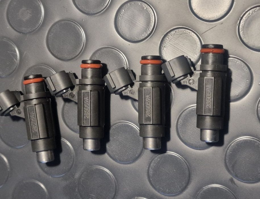 Бензинови инжектори Suzuki GSR600 GSR 600 Сузуки Bosch Перфектни