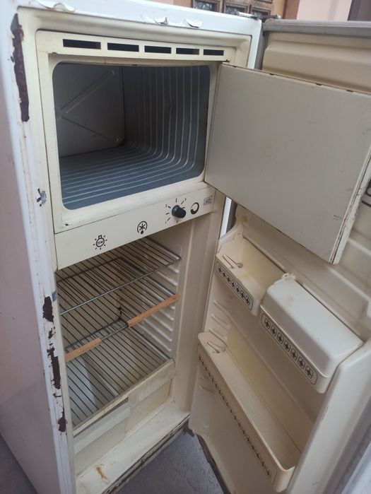 Холадиник зор ишлиди