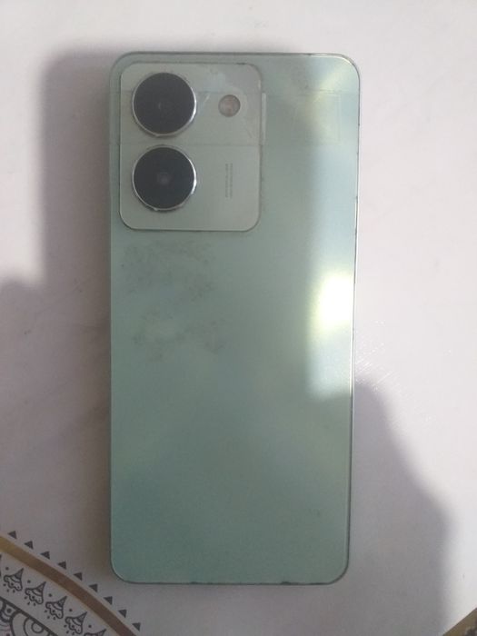 Продается Смартфон VIVO y27