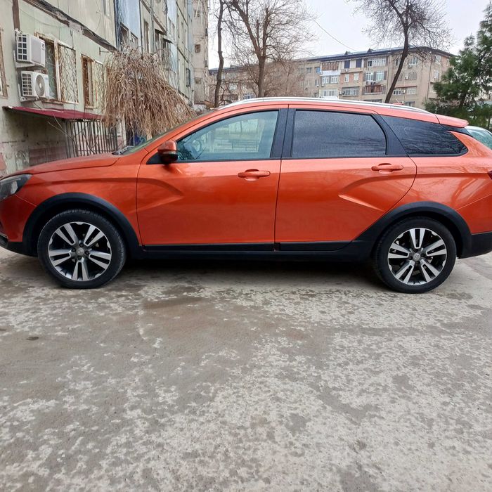 LADA VESTA SW CROSS 2019/ 1.6/ механика/ краска радной/ ҳолати зор