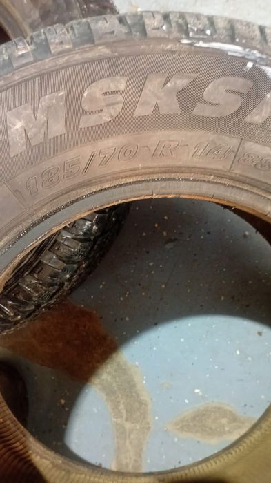 Продаются зимние шины