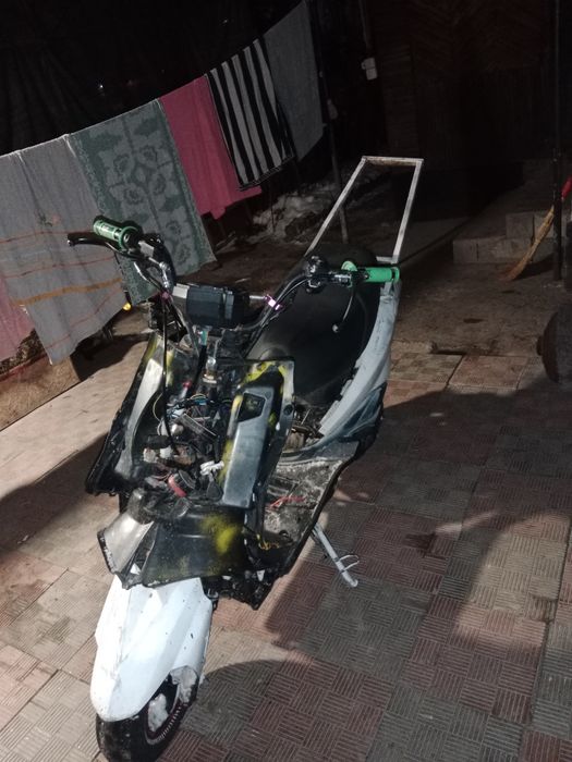 Продам мопед м8 срочно обмен есть