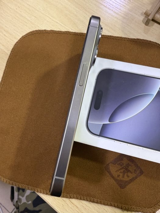 iPhone 15 pro 128gb