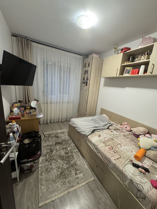 Apartament 3 camere Sector 4