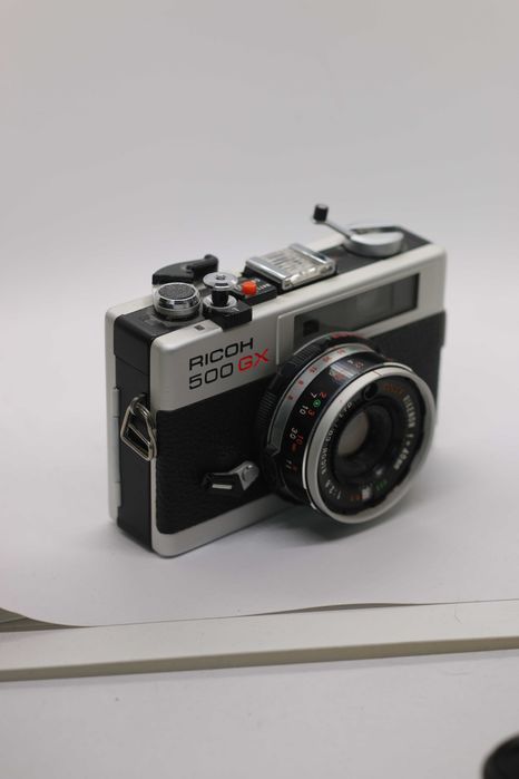 Aparat foto pe film Ricoh 500 gx