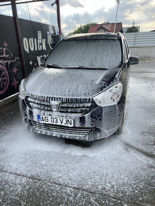 Dacia Lodgy 2017 1.6 SCE 115 CP – 7 locuri – Ideală pentru familie