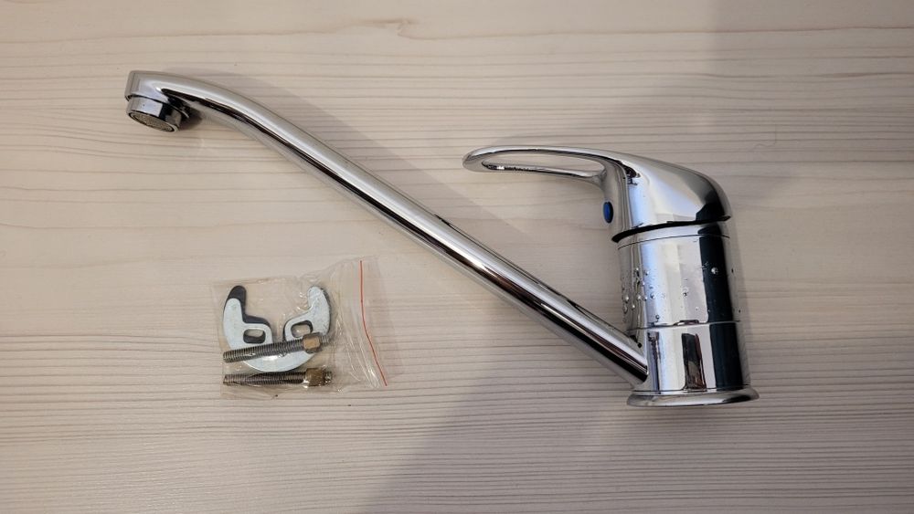 Baterie bucatarie si Baterie cada, Kerse, Pipa Lunga Mobila