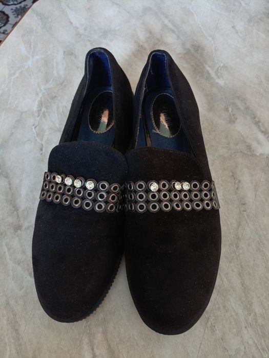 Женские туфли замшивые