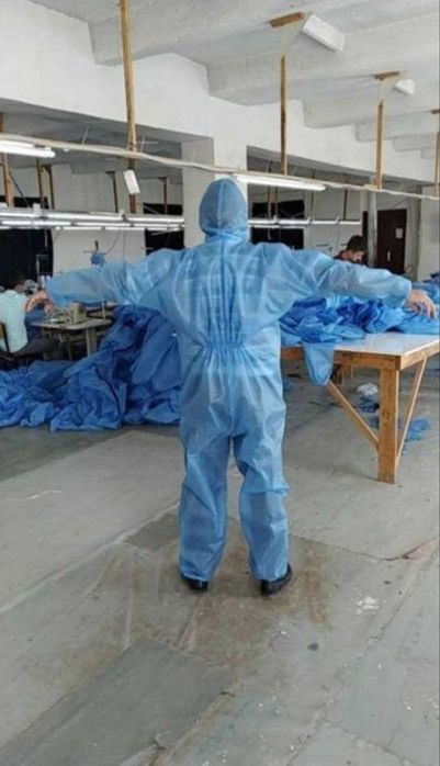 Защитные комбинезоны