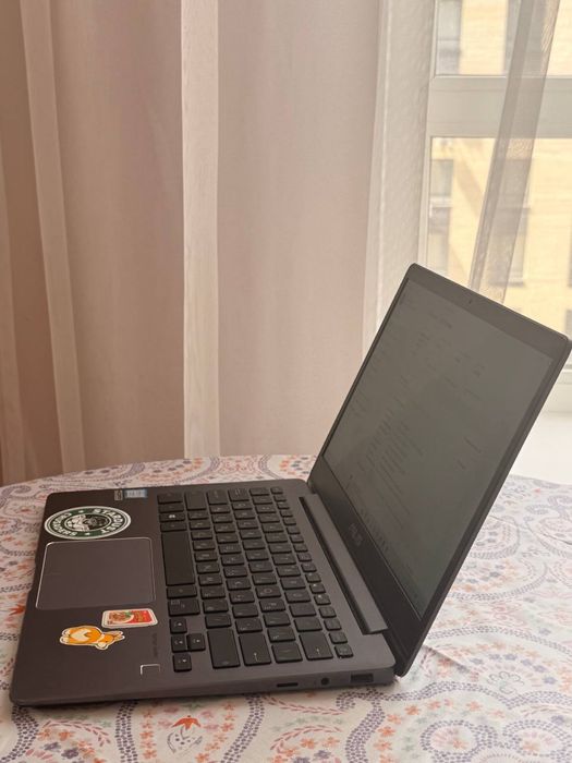 продам ноутбук Asus zenbook 13