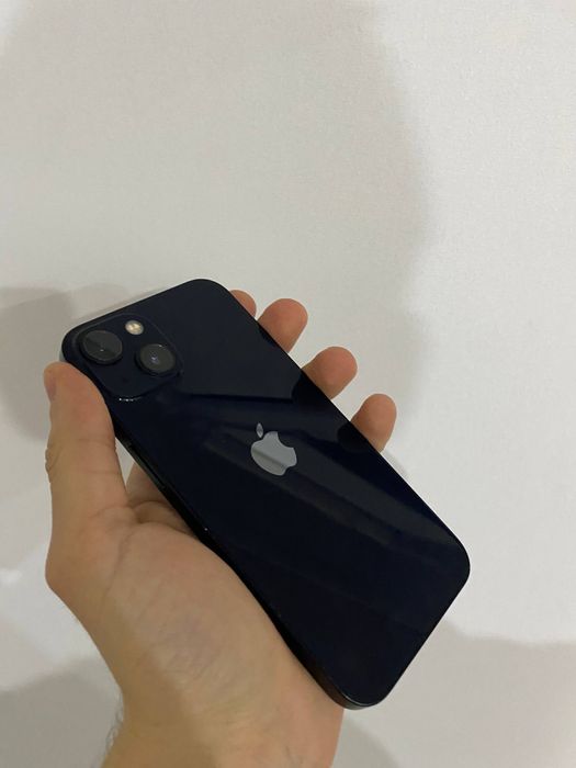 Продается айфон 13