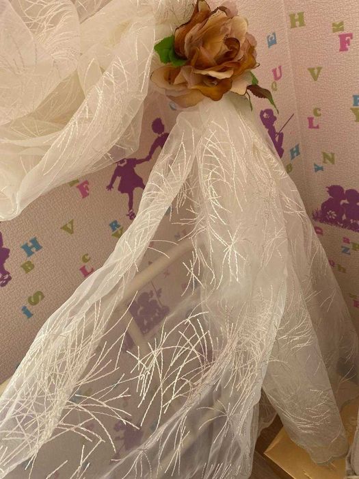 Продам тюль в зал