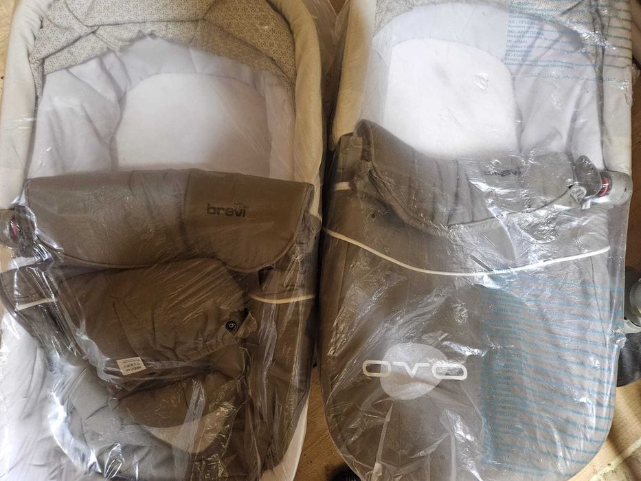 Carucior gemeni 3 în 1 ,marca Brevi.