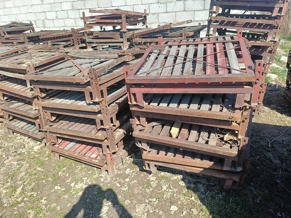 Контейнеры металлические для яблок