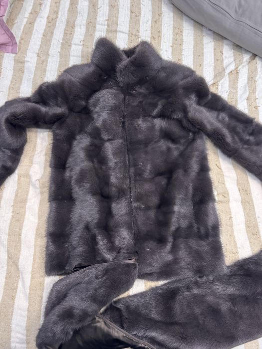 Продам женскую шубу, размер 42