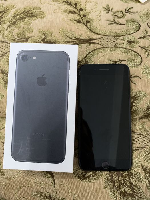 Продам iphone 7