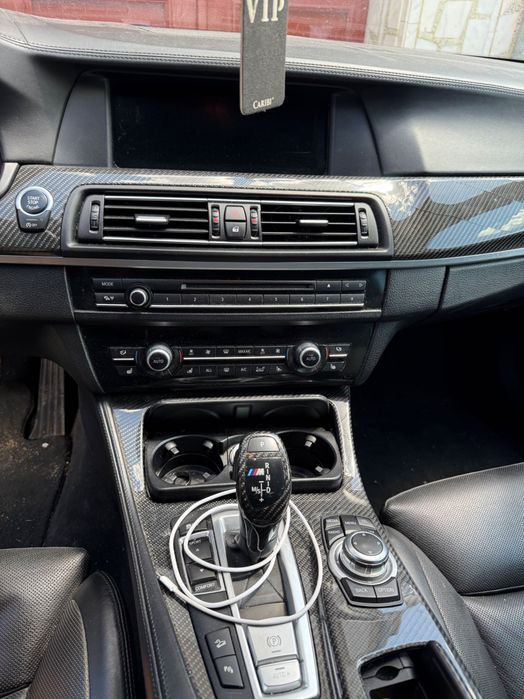 BMW 5 Series 2013 — imagine 5