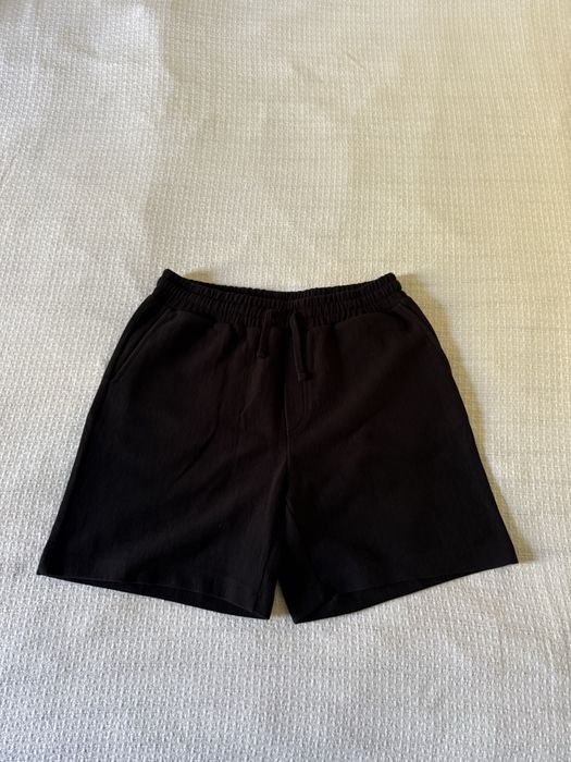 Pantaloni scurti din in