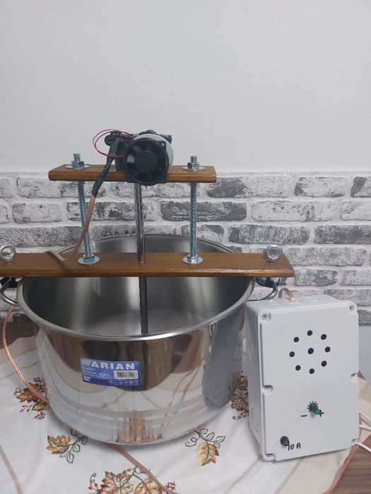 Amestecator automat cu oala de inox pentru gemuri,  zacusca, bulion