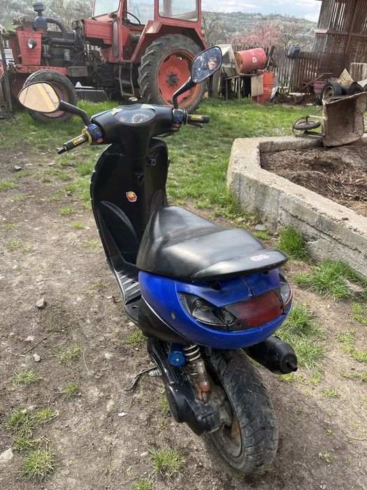 Vand scuter peugeot vivacity