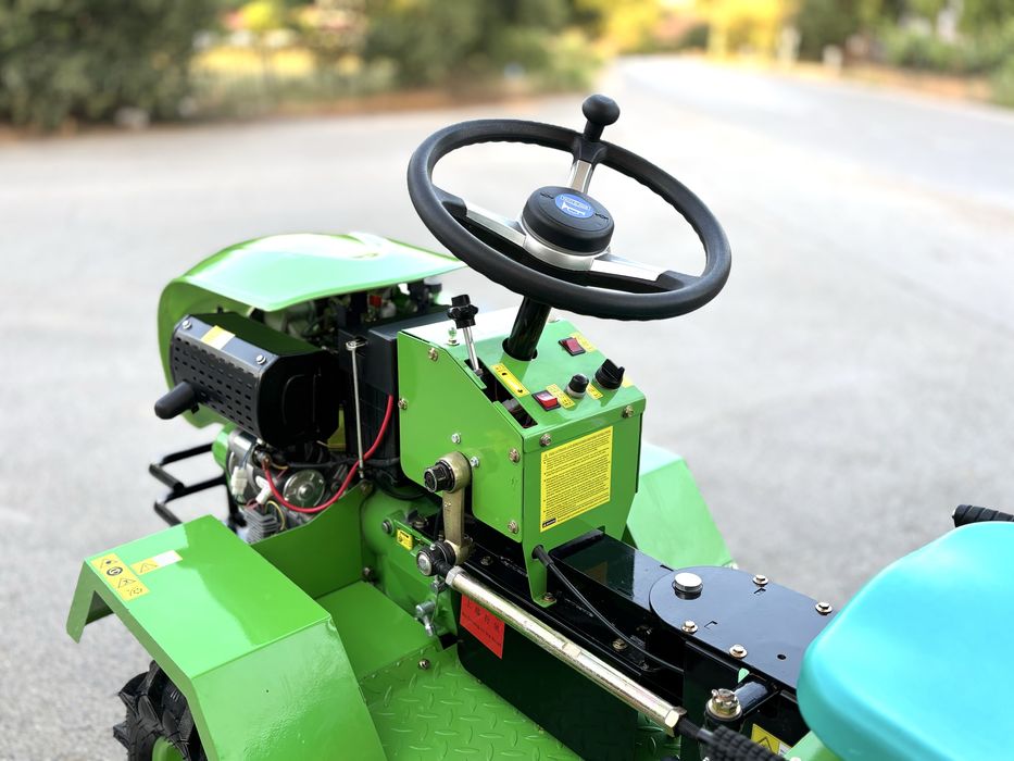 Мини трактор 4х4 ЧИСТО НОВ С ГАРАНЦИЯ