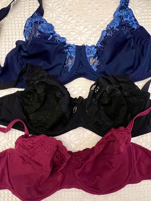 сутиени и чанта за сутиени