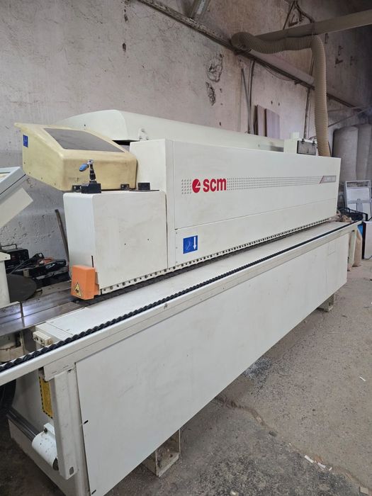 Circular si masina de cantuit