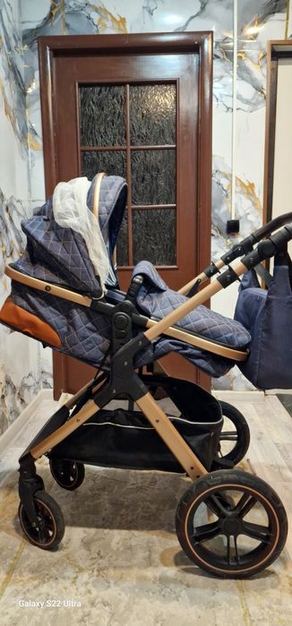 Продам коляску 3в1