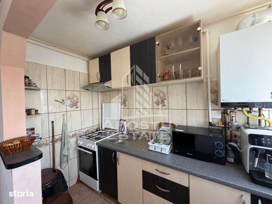 Apartament cu 3 camere de vânzare , Zona Dacia , Timisoara