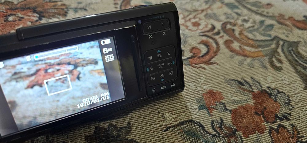 Aparat foto digital Samsung I70, 7.2MP slide