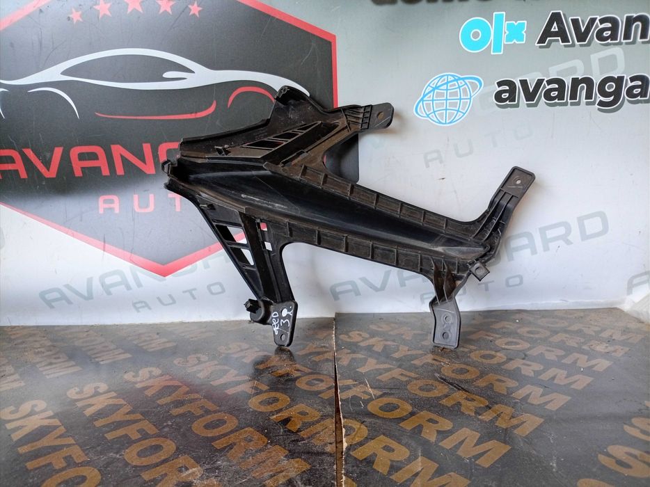 Лява предна решетка за фар Kia Ceed MK3