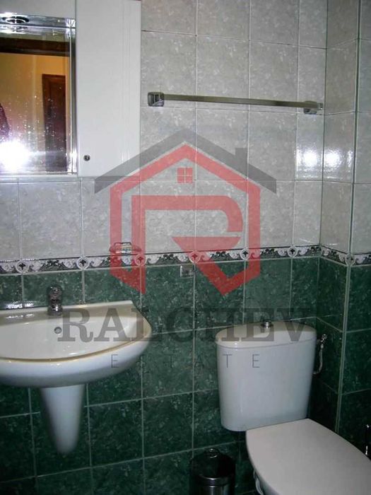 Двустаен под наем Лятно Кино
