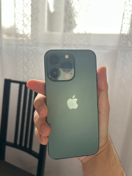 iphone 13 pro Green Alpine