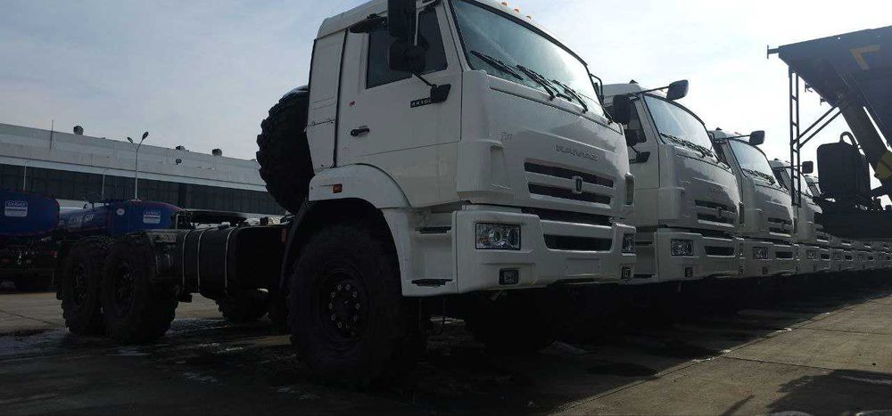 KAMAZ Тягач 44108 6х6 лизинг хам берилади