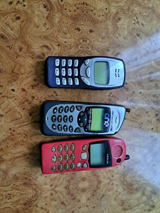 Lot telefoane pentru colectionari