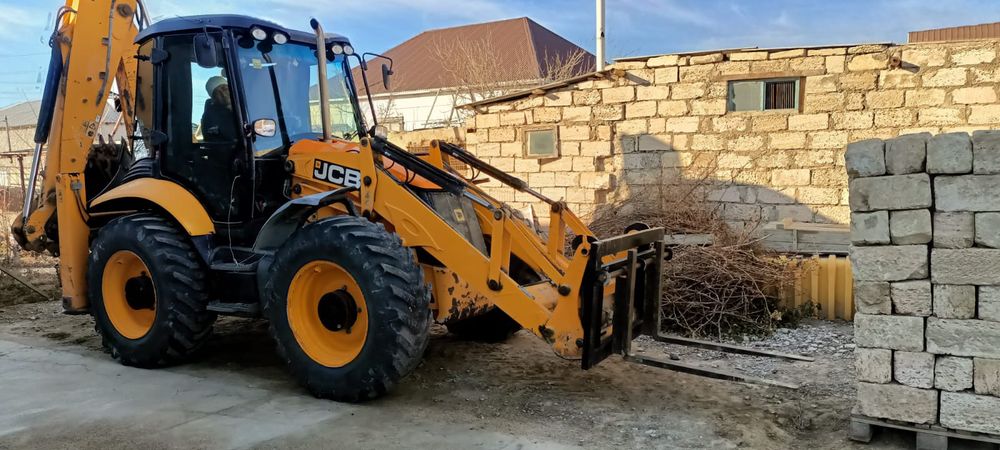 Экскаватор погрузчик