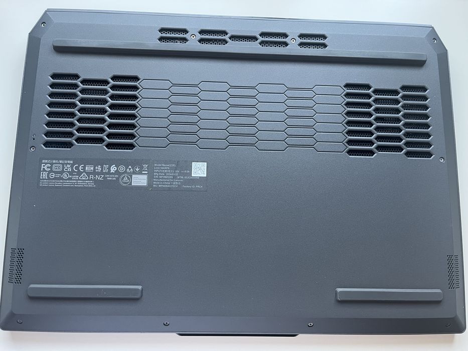 Laptop Gaming Lenovo LOQ 15ARP9, Ryzen 7, RTX 4060 ,16GB RAM 512GB SSD