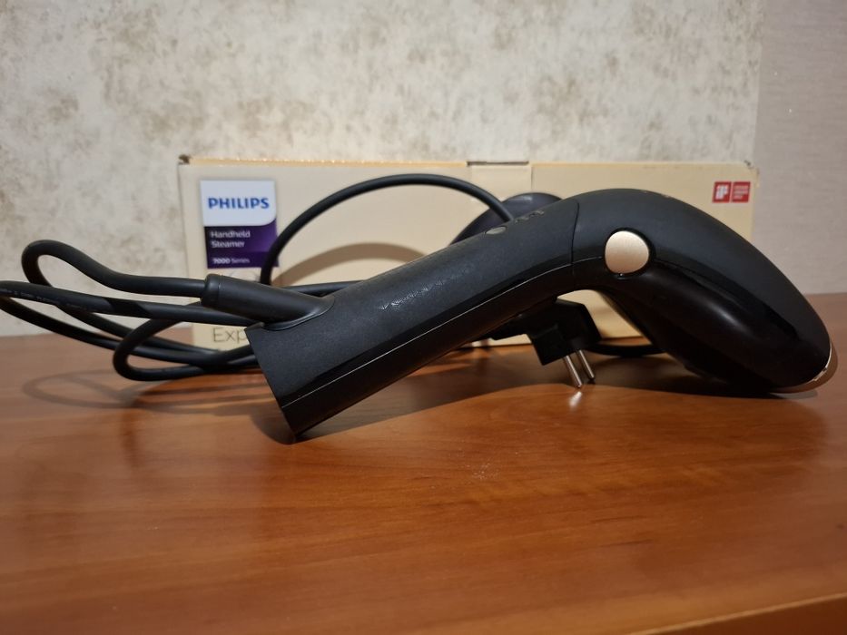 Парогенератор Philips STH7060/80 черный