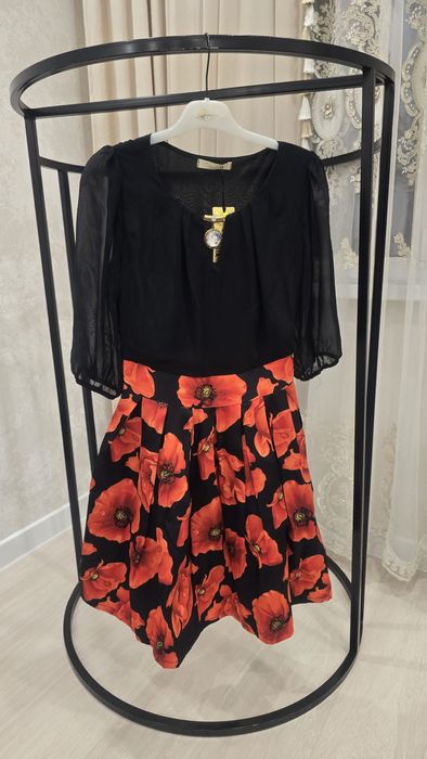 Платье женское нарядное