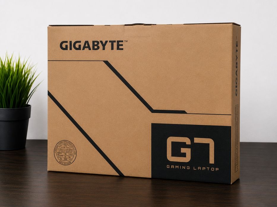 Laptop Gigabyte G7 MF – Intel Core i5-12500H | RTX 4050 | 32 GB Kingston Fury | 2×500 GB SSD | 17.3". Stare impecabilă. Nou