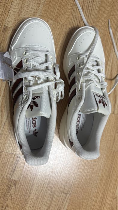 кроссовки adidas original
