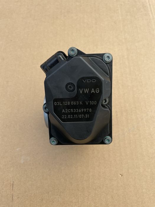 Clapeta Acceleratie Audi A6 C7 2.0 TDI CGLC CGLD CGLE cod 03L128063K