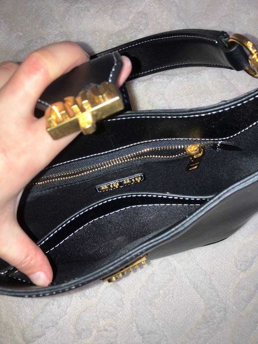 сумка MIU MIU новая.