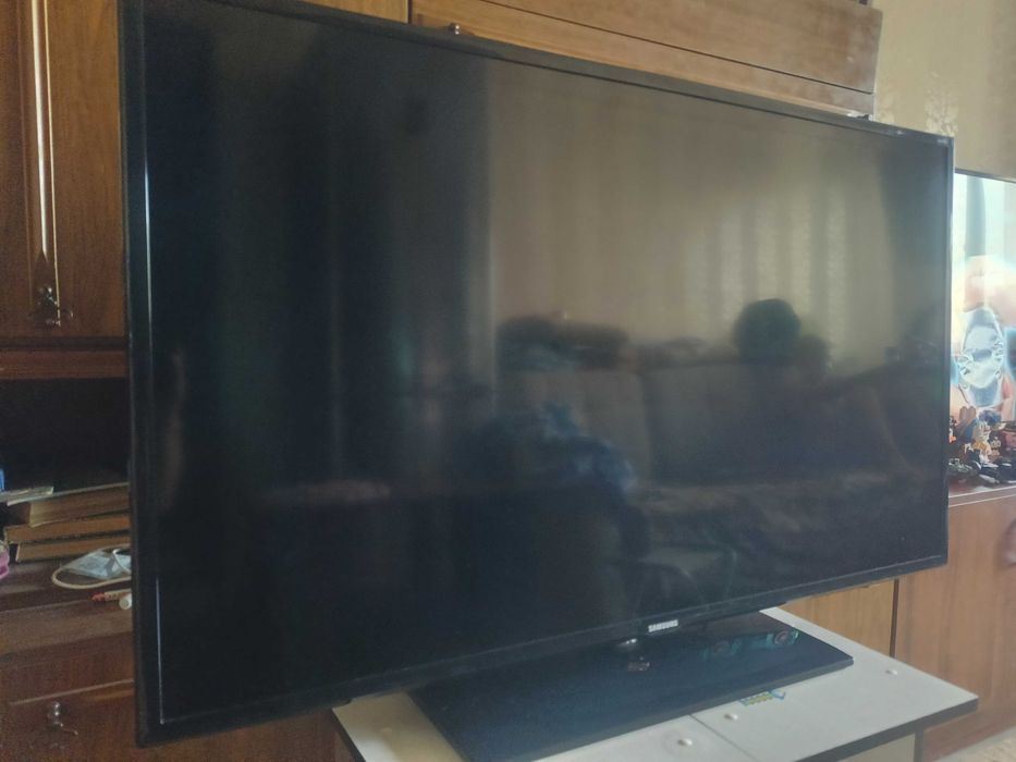 телевизор Samsung