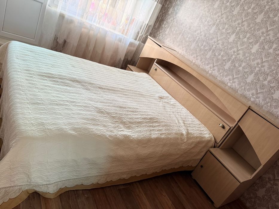 Продам спальную кровать